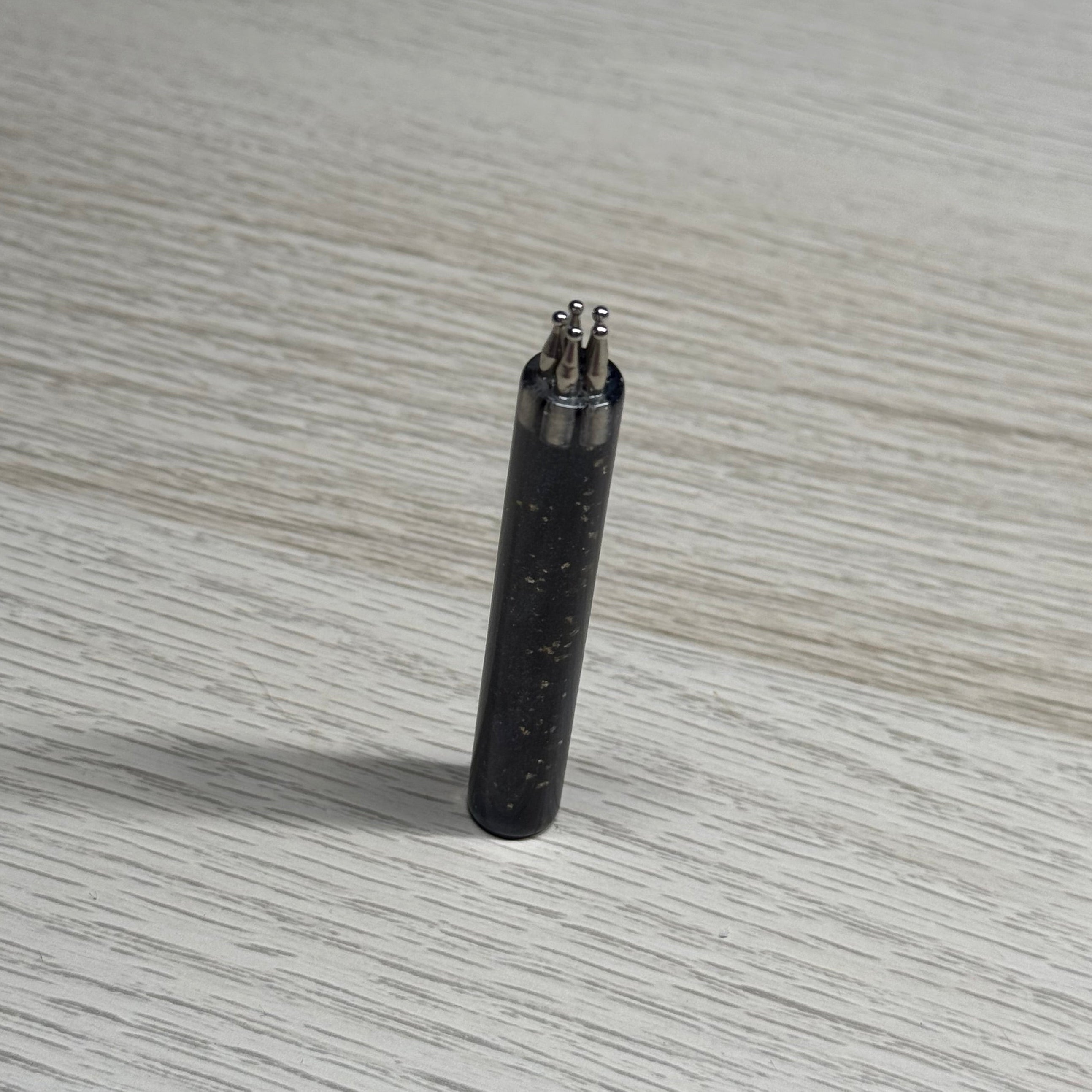 Flower dotting tool
