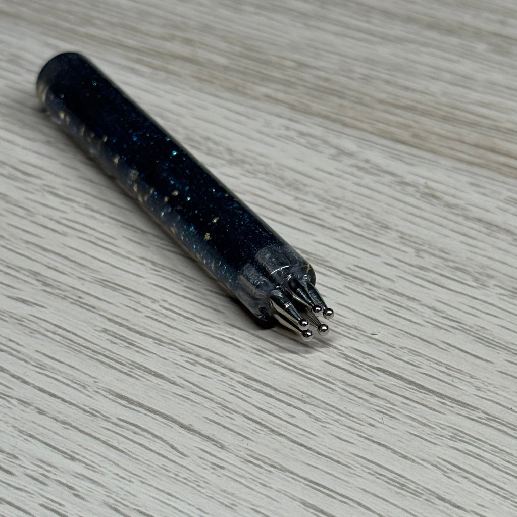 Flower dotting tool